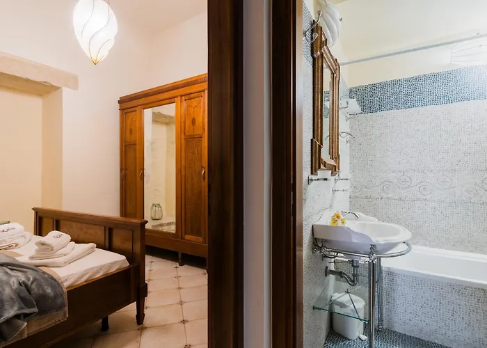 Dimora Cariddi Feriehus *